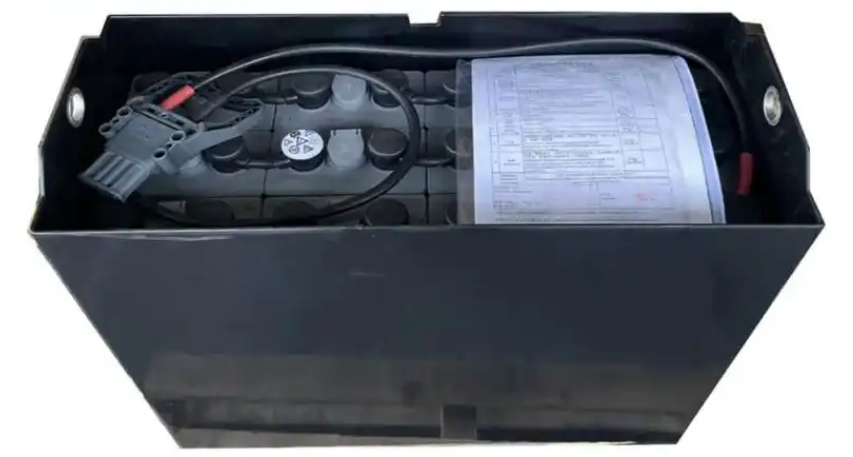 Forklift battery