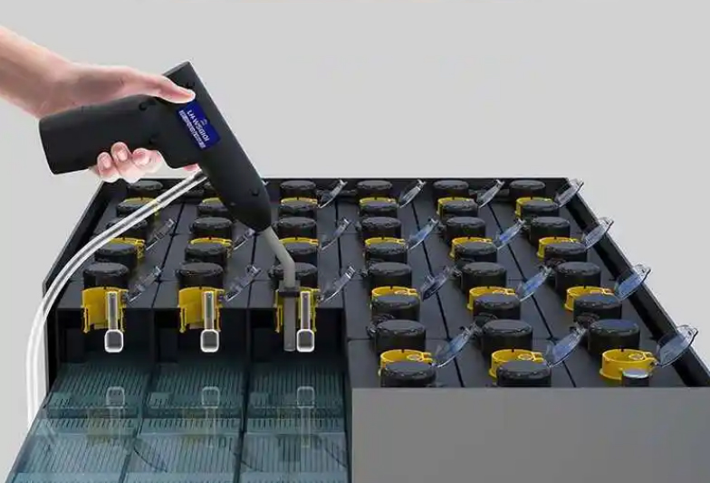 Forklift battery with water
